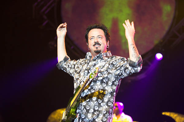 Mit dem zwölften Album auf Tour: Toto zu Gast in der Philipshalle. – 