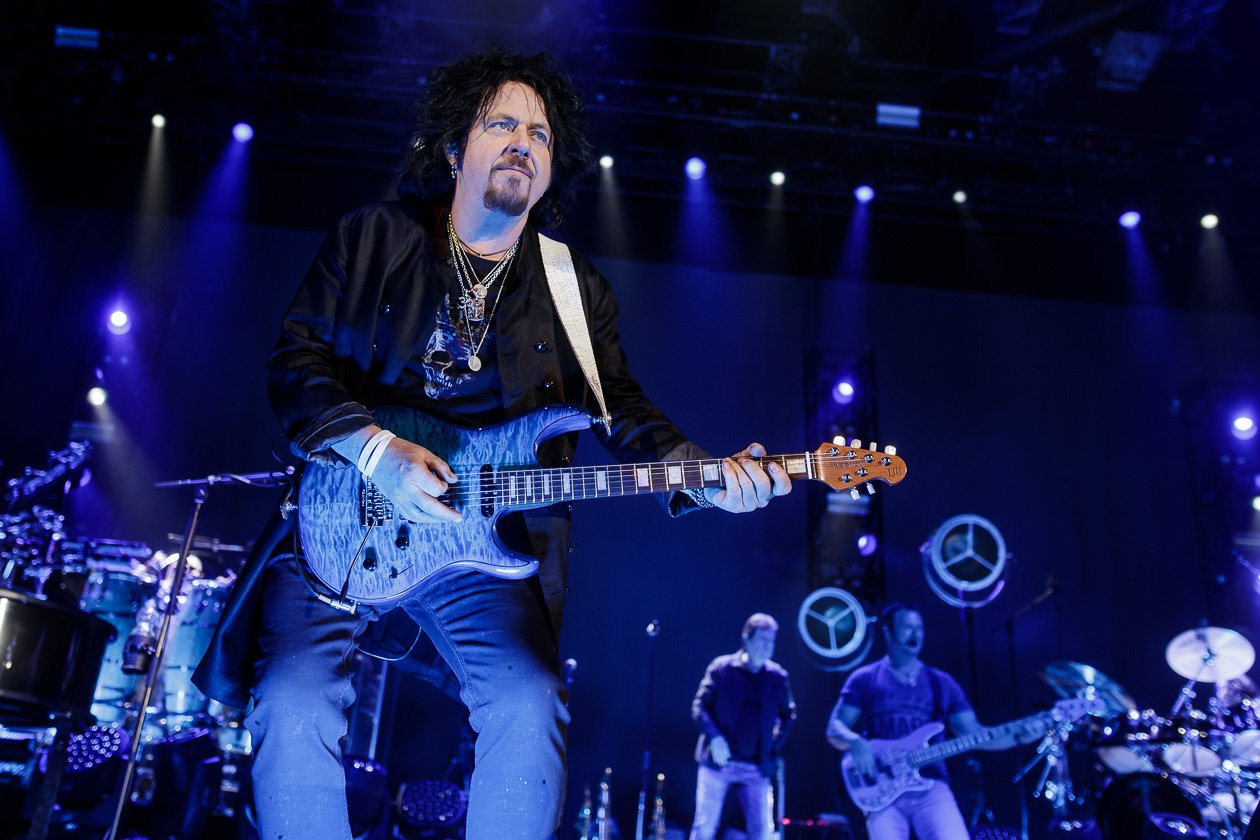 Toto – Steve Lukather.