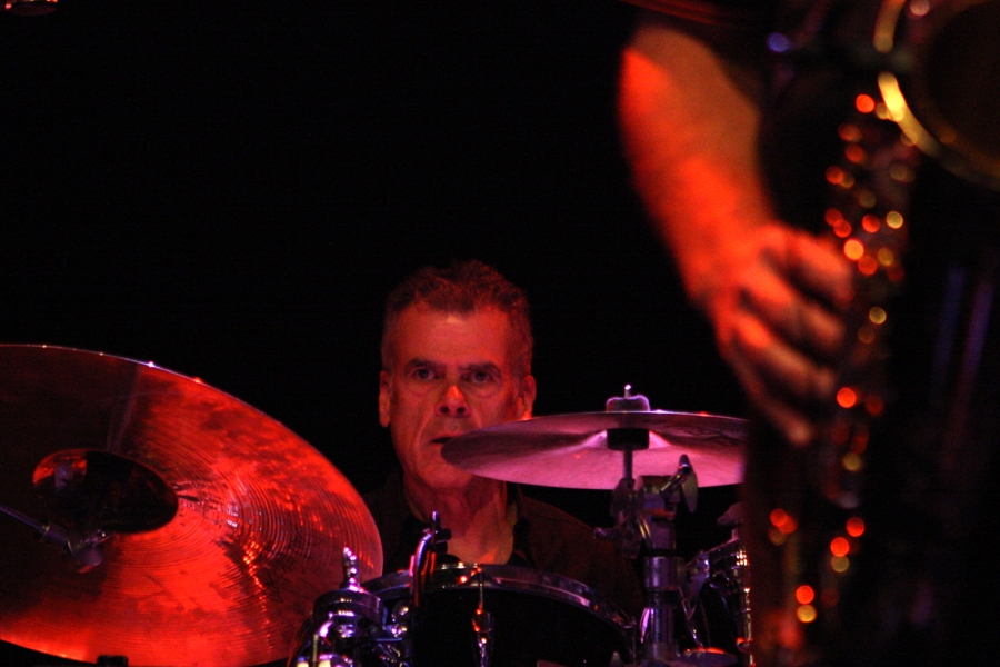 Tower Of Power live auf dem Zürcher Jazz No Jazz-Festival 2010. – David Garibaldi - Drums