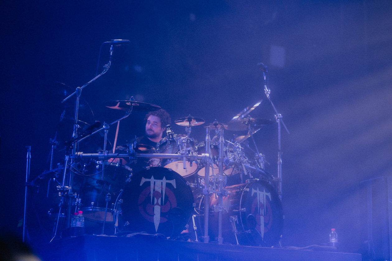 Trivium – Alex Bent.
