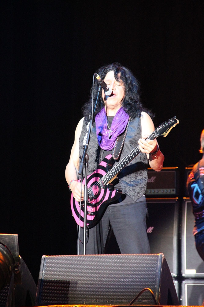 Twisted Sister – Eddie Ojeda