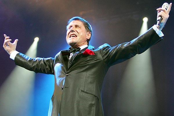 Udo Jürgens – Gebt's dem Mann am Klavier endlich a frisches Bier... – 