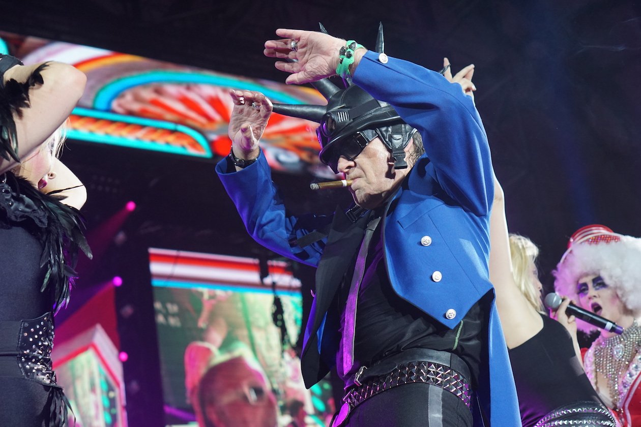 Udo Lindenberg – Zwei Abende nacheinander ausverkauft: Der Panikpräsident in Bestform. – Bei "Candy Jane" sah das eher nach Musical denn Rock-Konzert aus.