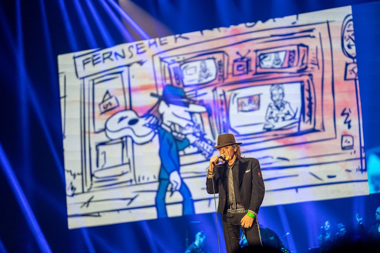 16.000 feiern den einzig wahren Panikpräsidenten in der Domstadt. – Udo Lindenberg.