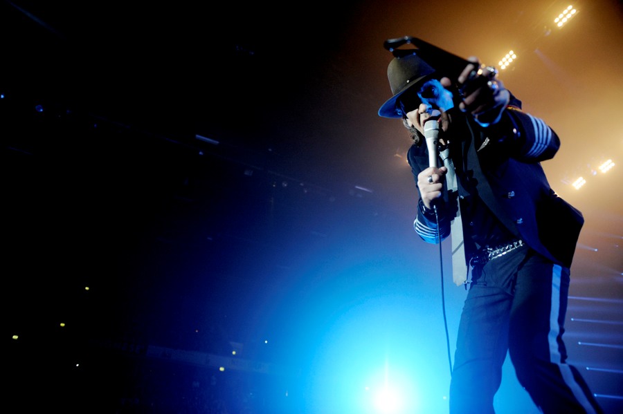 Udo Lindenberg – Der Panikpräsident rockt die Republik. Der Wahnsinn in 40 Bildern! – ...in Oberhausen auf der Bühne.