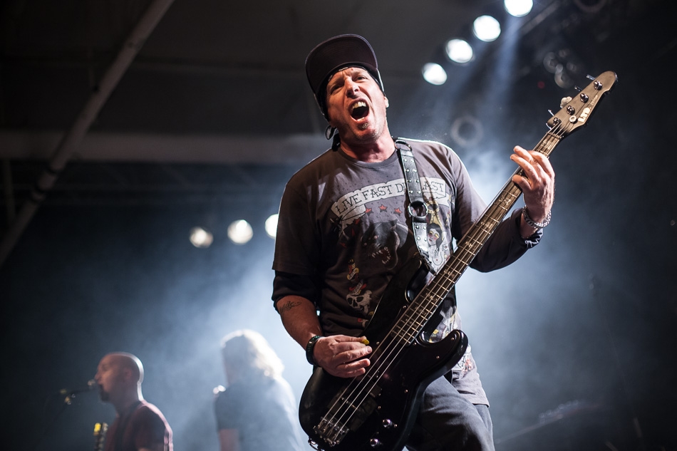 Die Hardrock/Crossover-Haudegen spielten u.a. mit Skid Row in der Essigfabrik. – Ugly Kid Joe.