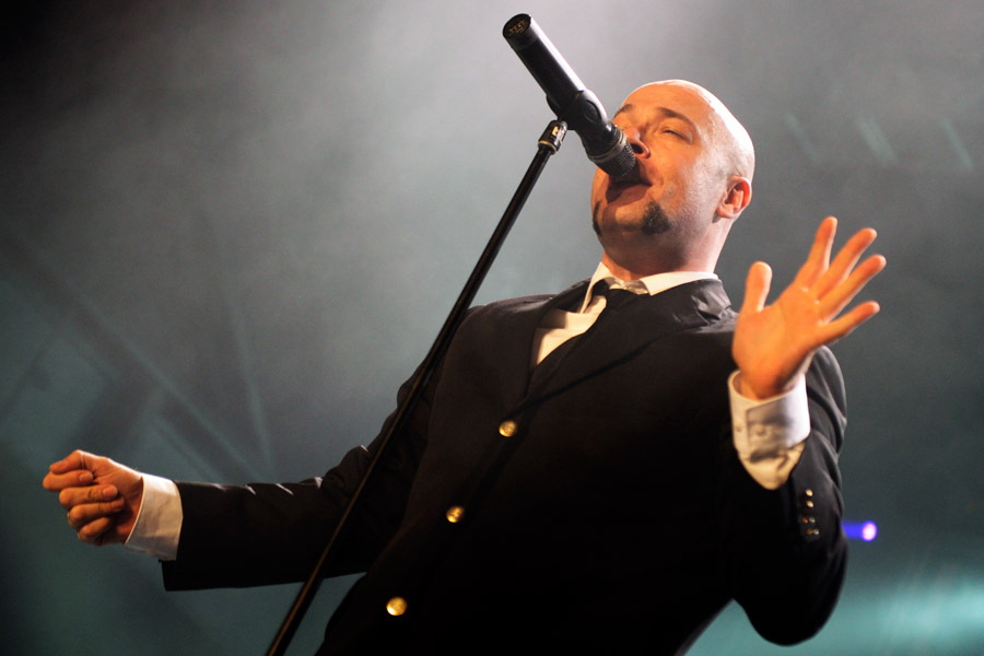 Der Graf liest die Messe im Kölner Palladium. – Unheilig live im Palladium Köln