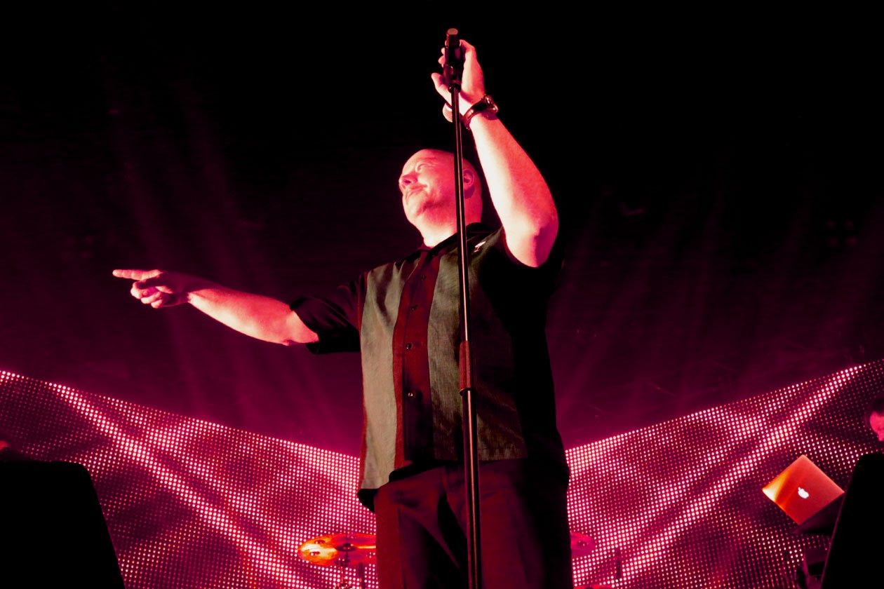 VNV Nation – Ronan Harris begeistert mit neuer Band Stuttgart. – Da drüben steht noch einer, nämlich Grigory Feil