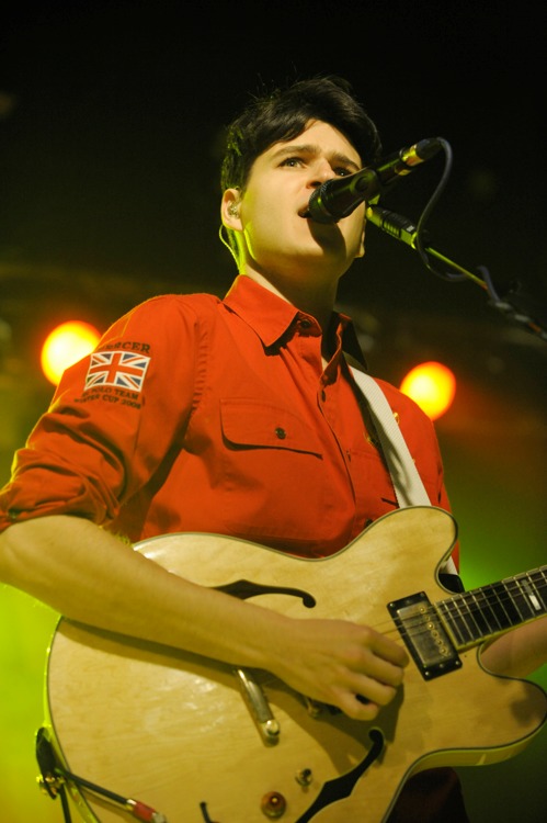 Natürlich ausverkauft: Tanzmanifest zwischen Worldbeat und Indie. – Vampire Weekend.