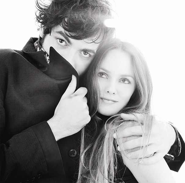 Vanessa Paradis – Ihr Anblick veränderte Johnny Depps Leben "für immer!" – Gefahr für Johnny Depp?