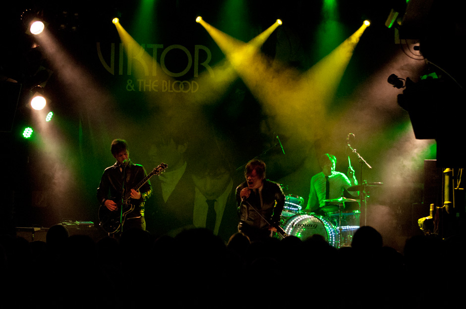 Sugarplum Fairy + Ex-Mando Diao = Rockpower. – Viktor & The Blood im Knust.