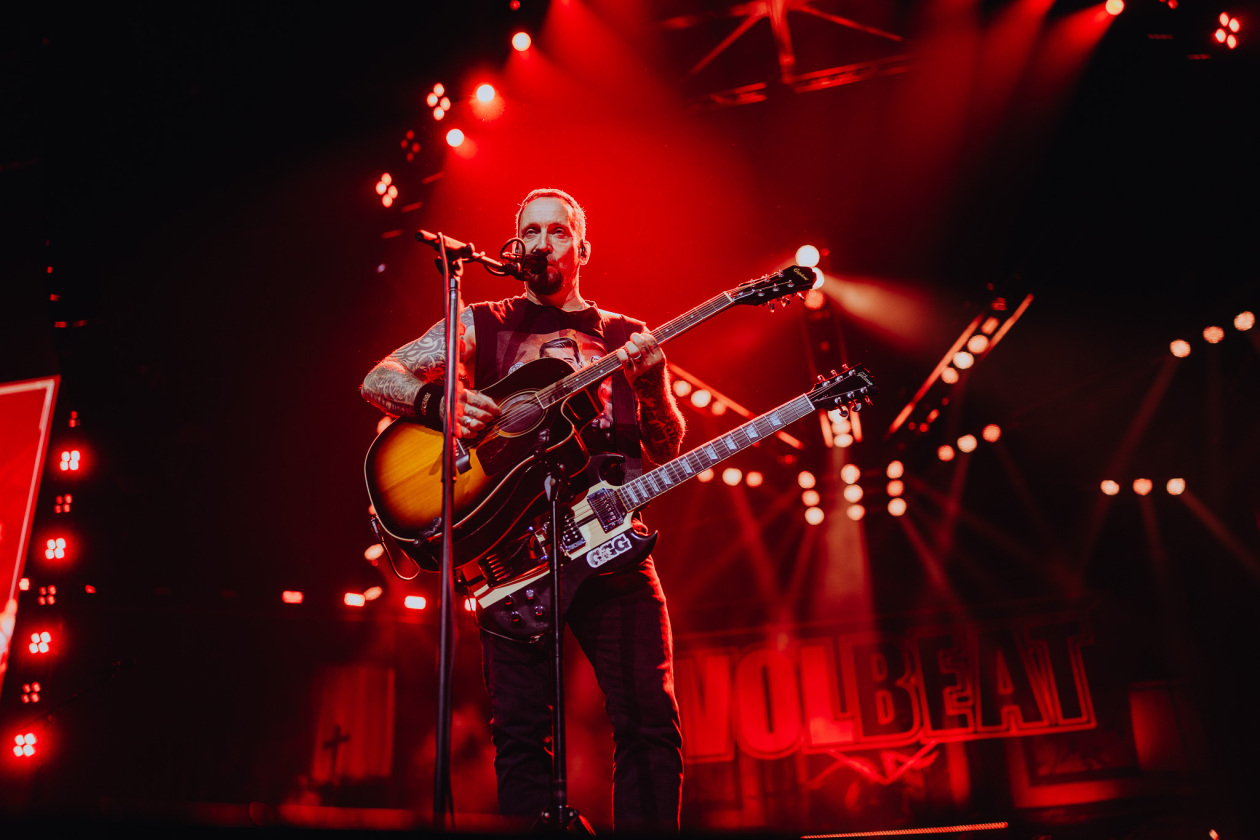 Die Dänen kommen 2026 als Headliner zu Rock am Ring/Rock im Park. – Volbeat.