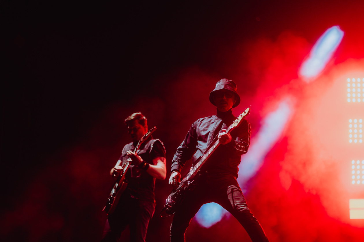 Headliner am Samstag: Die Dänen um Michael Poulsen. – Volbeat.
