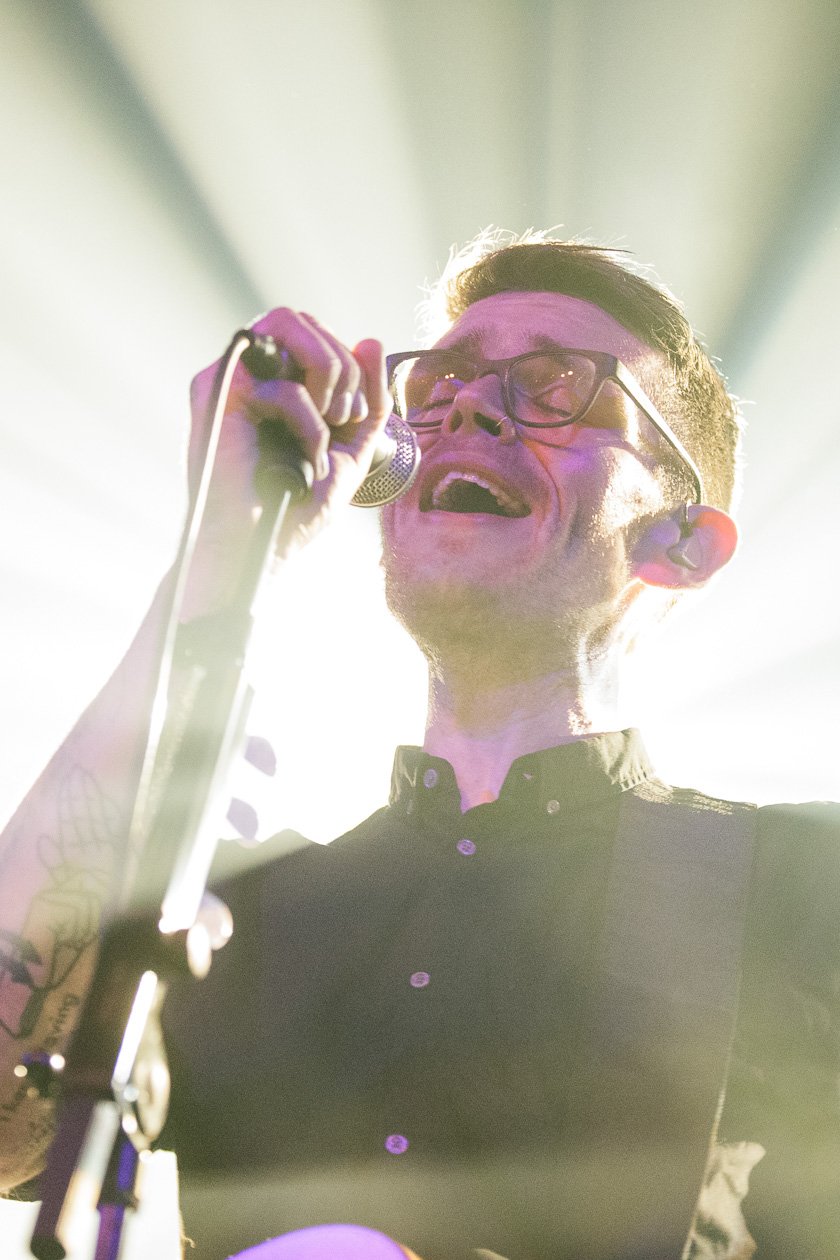 Von Brücken – Der Ex-Jupiter Jones-Sänger Nicholas Müller, Tobias Schmitz und Band. – Nicholas.