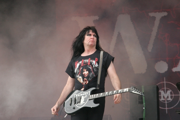 W.A.S.P. – Mr. Lawless ließ seine schlechte Laune wieder an der Presse aus. – 
