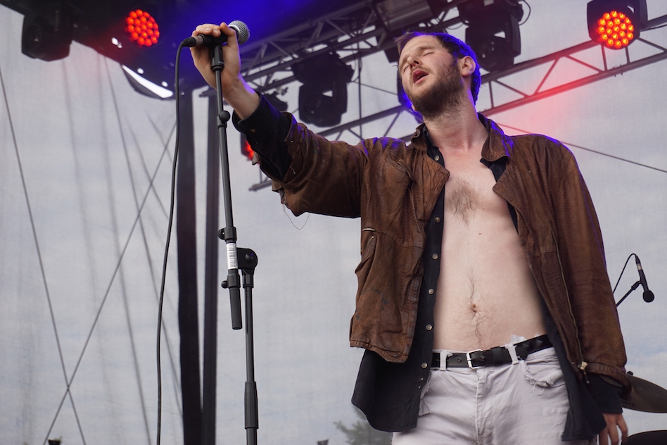 Viel viel Liebe für die Band der Stunde. – Marco Michael Wanda.