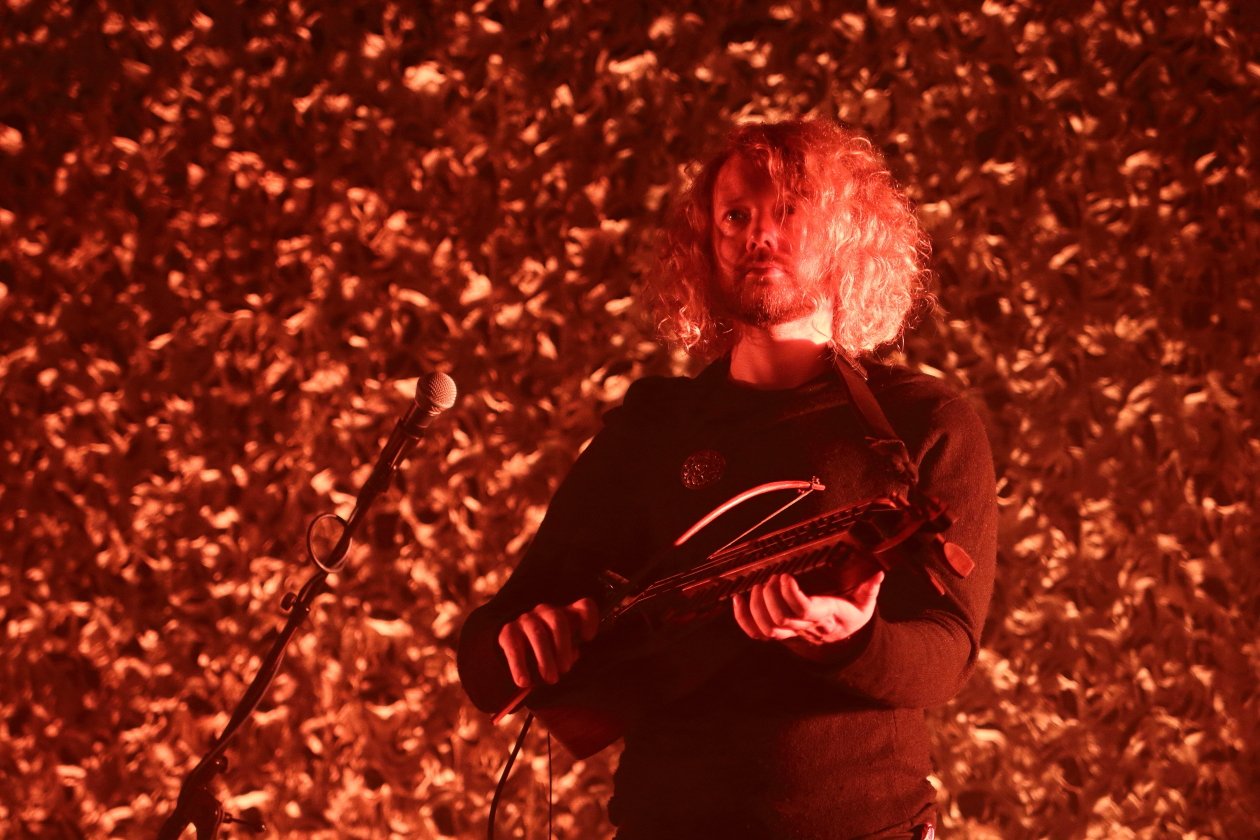 Einar Selvik und Gefolge im ausverkauften Huxleys. – Wardruna