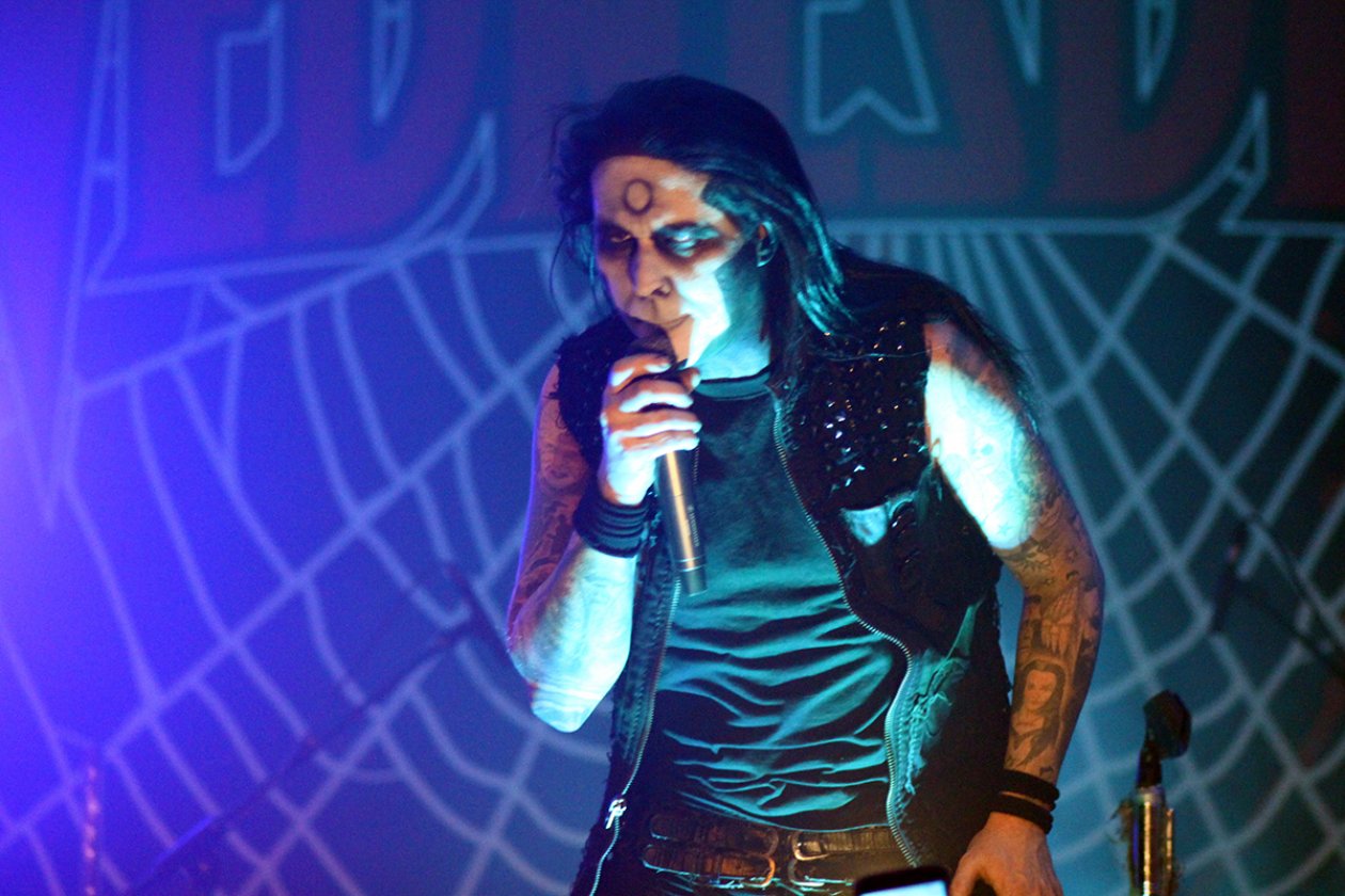 Wednesday 13 – Halloween live in Cannstatt mit den Amis. – Oder mal ein Auge zudrücken. 