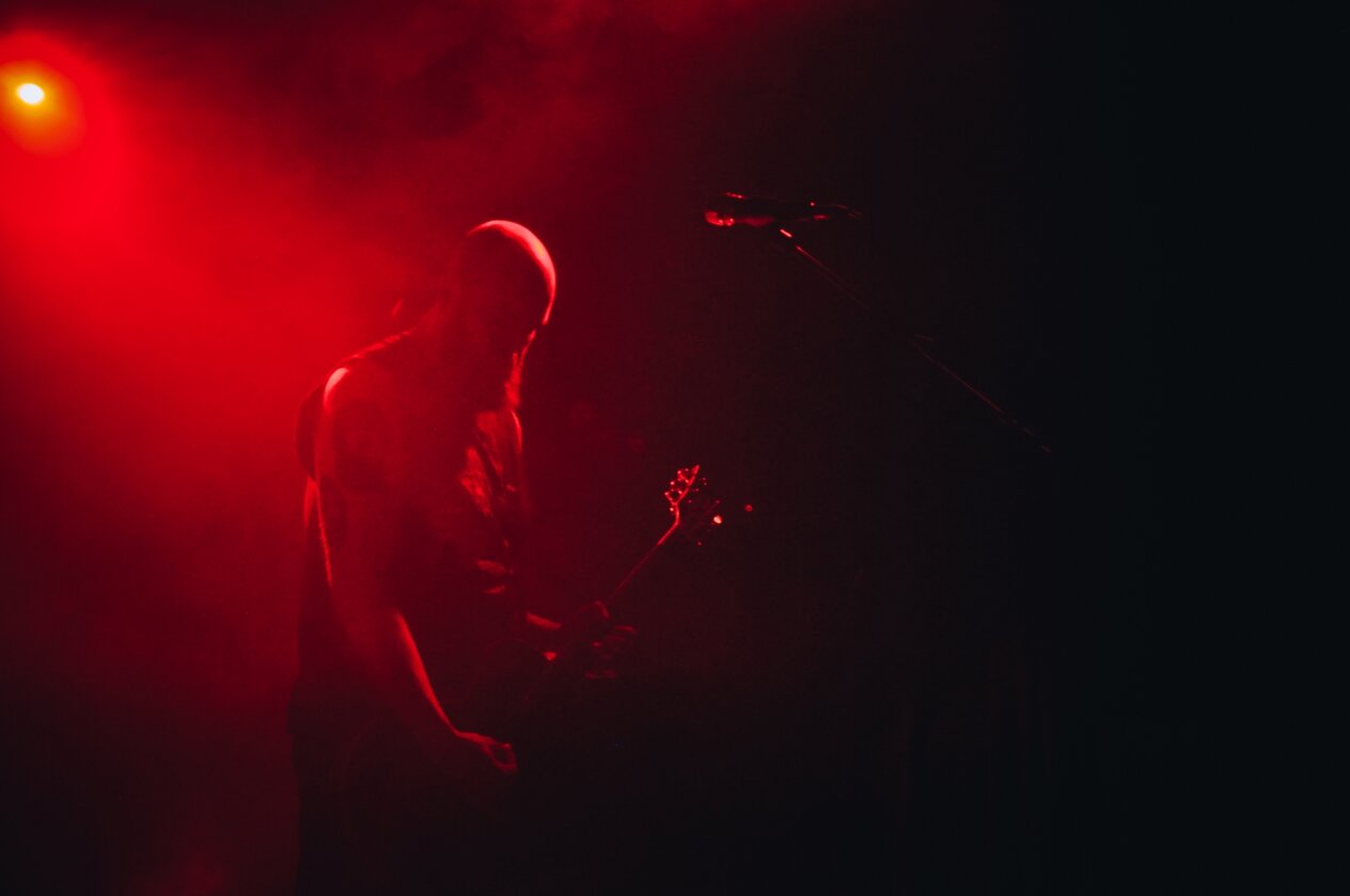 Wiegedood – "There's Always Blood At The End Of The Road"
– und immer schwarzmetallische Magie auf der Bühne! – Seynaeve.