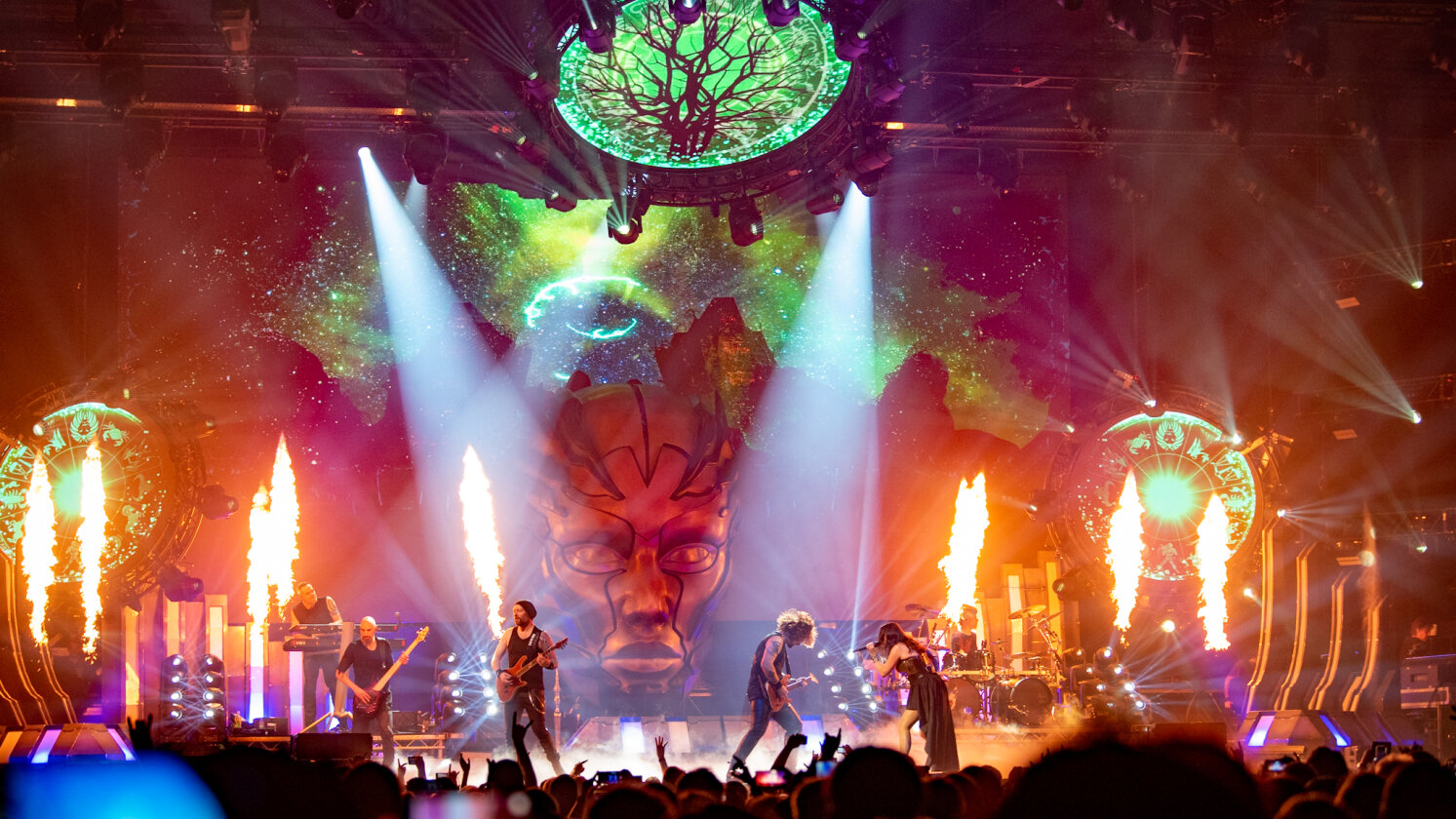 Auf "Worlds Collide"-Doppeltour mit Evaescence. – Within Temptation.