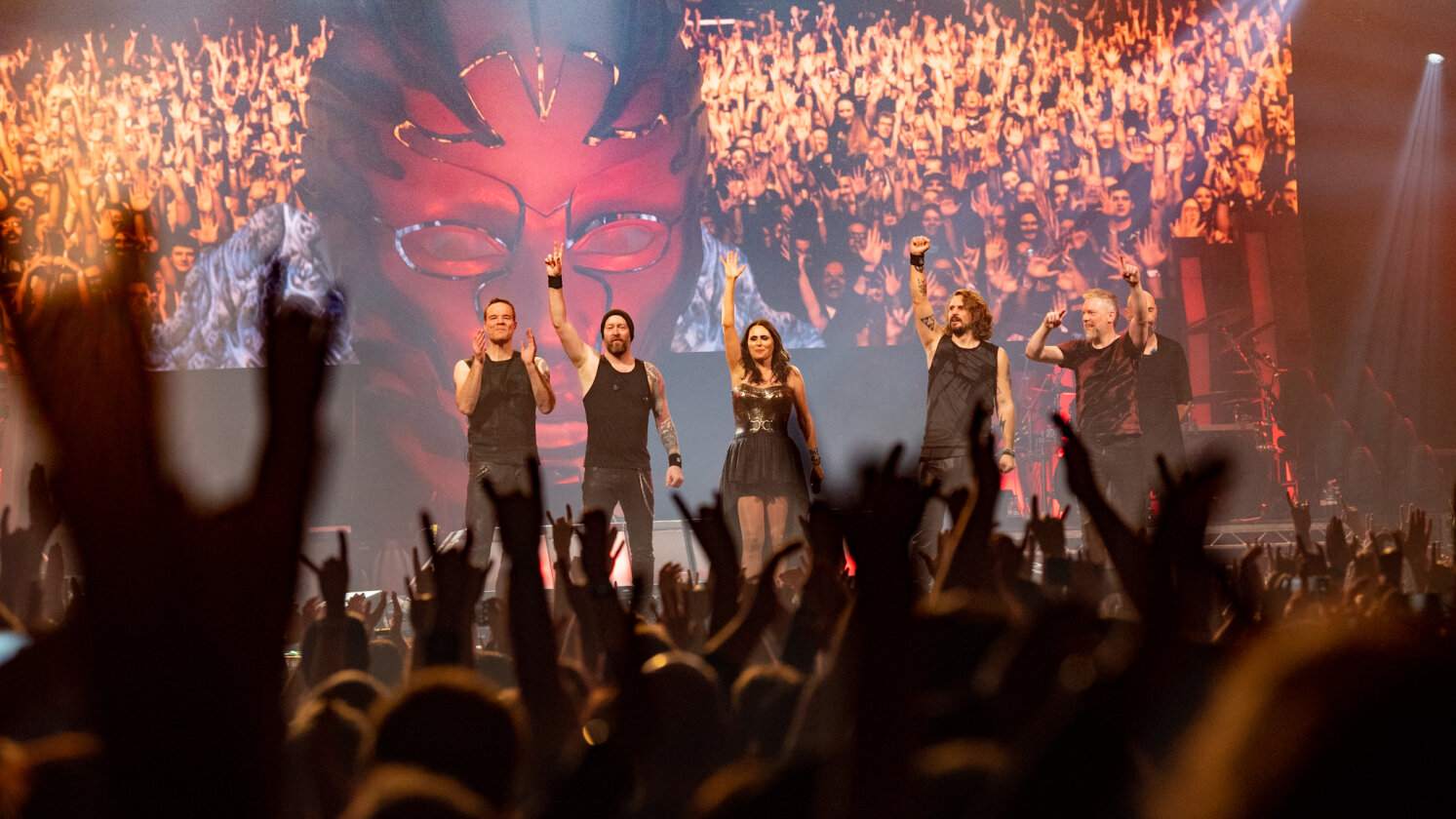 Auf "Worlds Collide"-Doppeltour mit Evaescence. – Within Temptation.
