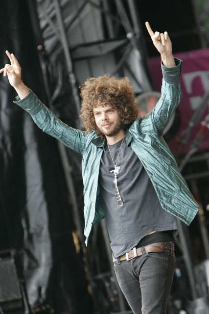 Wolfmother – Die Aussis um Wuschelkopf Andrew Stockdale auf der Centerstage am Ring 2007. – 