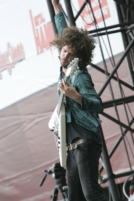 Wolfmother – Die Aussis um Wuschelkopf Andrew Stockdale auf der Centerstage am Ring 2007. – 