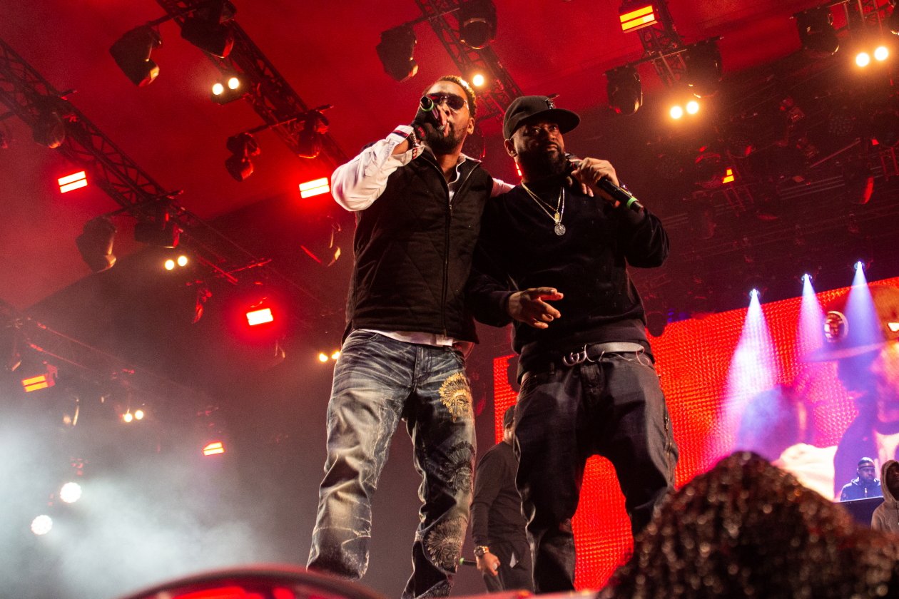 "Wu!" - "Tang!". Und RZA bekam einen Smartphone-Kuchen zum Geburtstag. – Wu-Tang Clan.