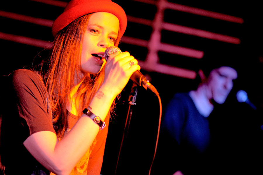 Fette Beats und dicke Bässe: YA-HA! sind im Underground! – Janna Wonders...