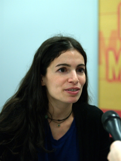 Bilder vom Interview mit Yael Naim und David Donatien. – 