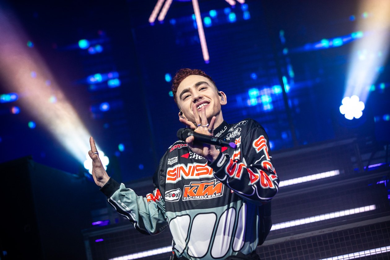 In der Domstadt präsentierten die Londoner Elektropopper ihre zweite Scheibe "Palo Santo" (2018) live. – Years & Years.