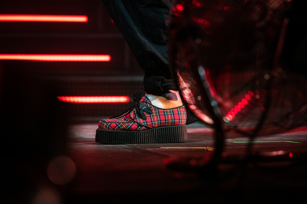 In der Domstadt präsentierten die Londoner Elektropopper ihre zweite Scheibe "Palo Santo" (2018) live. – Years & Years.