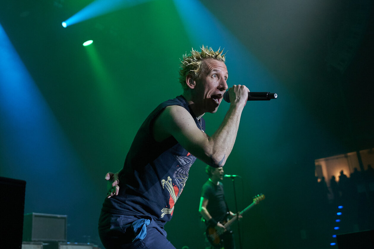 Die Berliner Punk-Urgesteine als Support für Rise Against. – ZSK.