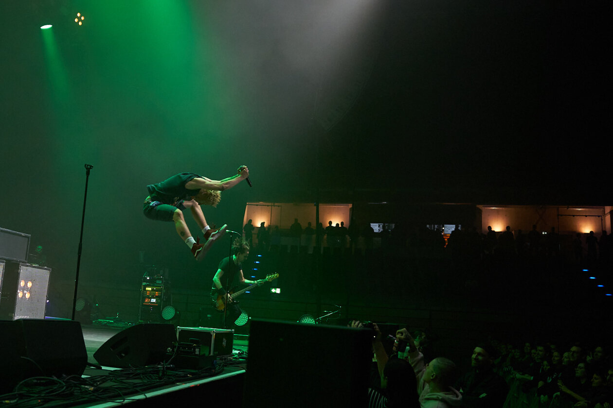 Die Berliner Punk-Urgesteine als Support für Rise Against. – ZSK.