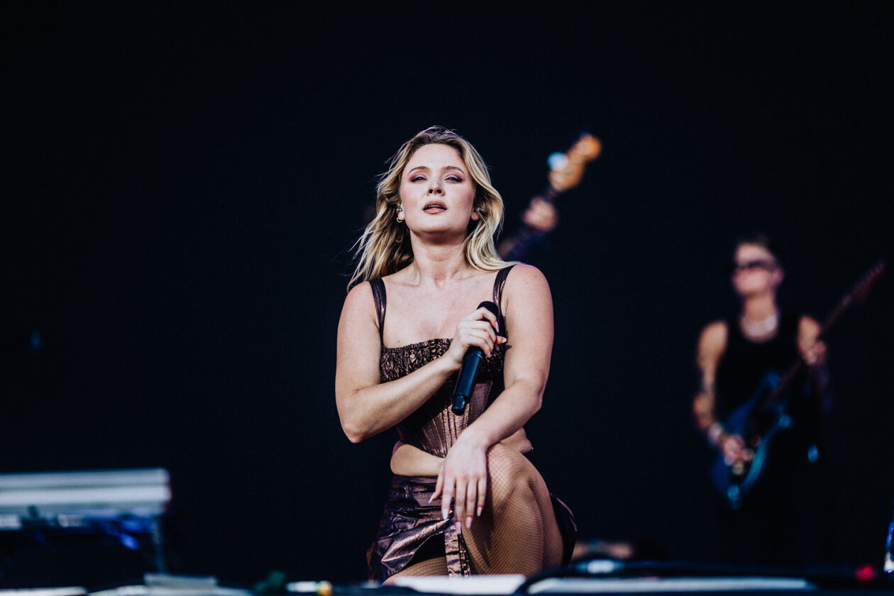 Zara Larsson – Zara Larsson.