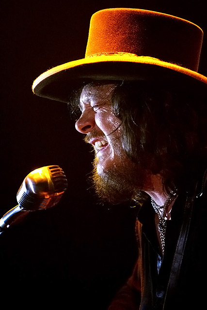 Zucchero – Blues und Rock made in  Italy, präsentiert vom Altmeister. – 
