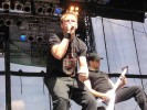 Born From Pain machen live mächtig einen auf dicke Hose., Live auf dem Summer Breeze 2005 | © LAUT AG (Fotograf: Michael Edele)