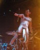 Großer Poser-Sport der Japaner im Zirkus-Zelt., Schüttel die Socke | © laut.de (Fotograf: Alexander Cordas)