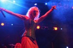 Ein dünnes Stimmchen und ein dünnes Kleidchen., Liv Kristine Espanaes auf dem Summer Breeze 2006 | © laut.de (Fotograf: Thomas Kohl)