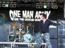 Auf der Bühnen zeigt sich die One Man Army alles andere als untot., One Man Army auf dem Summer Breeze 2006 | © laut.de (Fotograf: Michael Edele)