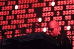 Die Groove-Opis schleppten eine gigantische Matrix-Leinwand aufs Southside., Southside 2003 | © LAUT AG (Fotograf: Martin Mengele)