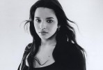 Das Fräuleinwunder mit den acht Grammys im Portrait., Norah Jones | © Emi Music (Fotograf: )