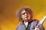 Neues Album, neue Festivaltour: The Cure begeistern in Neuhausen Ob Eck., Southside 2004 | © LAUT AG (Fotograf: Martin Mengele)