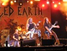 Trotz den Diskussionen um übertriebenen Patriotismus bejubelt: Iced Earth, Bang Your Head 2004 | © LAUT AG (Fotograf: Michael Edele)