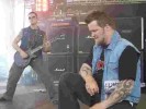 Illdisposed rocken schon beinahe zu cool, dafür aber mit beknackten deutschen Ansagen., Rock Hard Festival 2004 | © LAUT AG (Fotograf: Andreas Fischer)