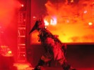 Skinny Puppy boten sowohl musikalisch, als auch visuell eine sehr surreale Show., Zillo 2004 | © LAUT AG (Fotograf: Michael Edele)