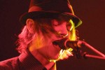 Köln feiert Style und Glamour. Live im Gloria 2004., Achtung: Hier spricht die Interpolizei! | © laut.de (Fotograf: Martin Mengele)