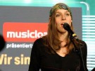 Guten Tag, das ist die Affirmation: Reklame-Helden auf der CeBIT 2005., Trällern für die Telekom | © laut.de (Fotograf: Florian Schade)