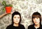 Die reizenden Quin-Zwillinge beim Fotoshooting., Tegan And Sara Pressebilder | © Sanctuary Records (Fotograf: )