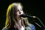 Kompliment, liebe Helden: die fünfte Fotogalerie in nur zwei Jahren!, Wir Sind Helden live in Bonn, Museumsmeile 2005 | © laut.de (Fotograf: Peter Wafzig)